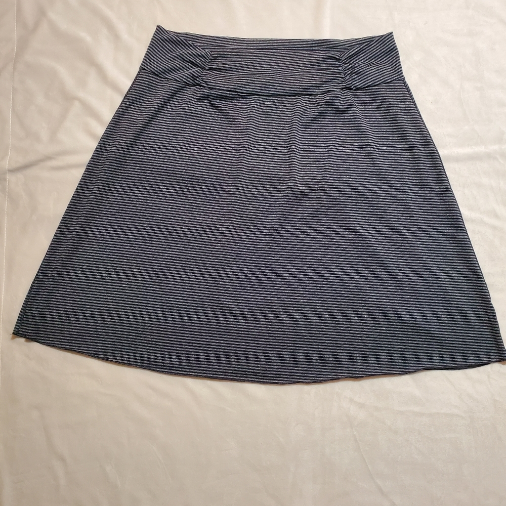 Tranquility by Colorado Women's Mini Skirt. Black stripes over Heather Gray XXL